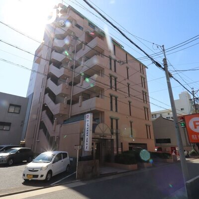 
						周辺環境の整った物件です